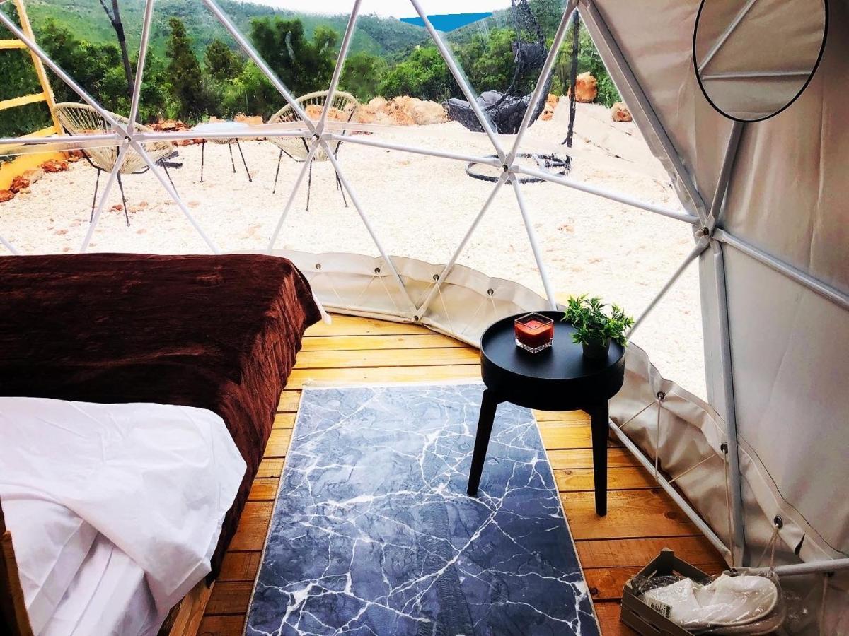 הוילה טיווט Glamping Peninsula Lustica Rose מראה חיצוני תמונה